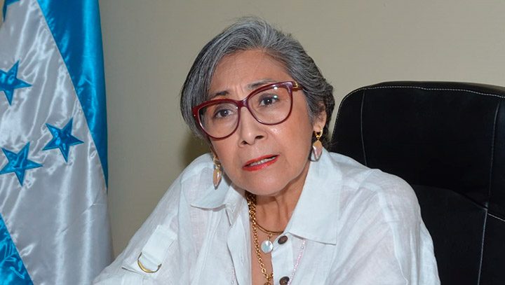 Maribel Espinoza y su presunta influencia en la detención de una garantía contra Citibank