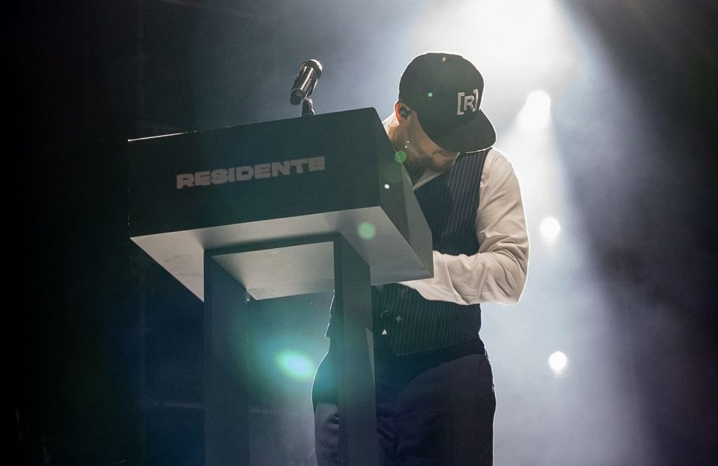 Es falso que el gobierno de Honduras haya financiado el concierto de Residente en Tegucigalpa