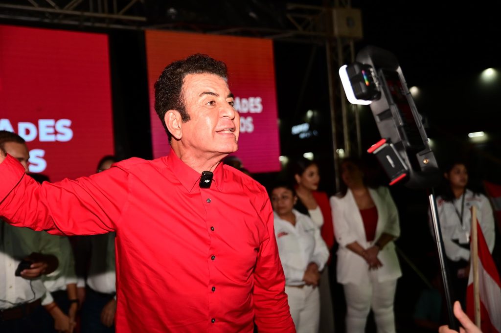 Salvador Nasralla aclara que nunca respaldó a Koriun Inversiones